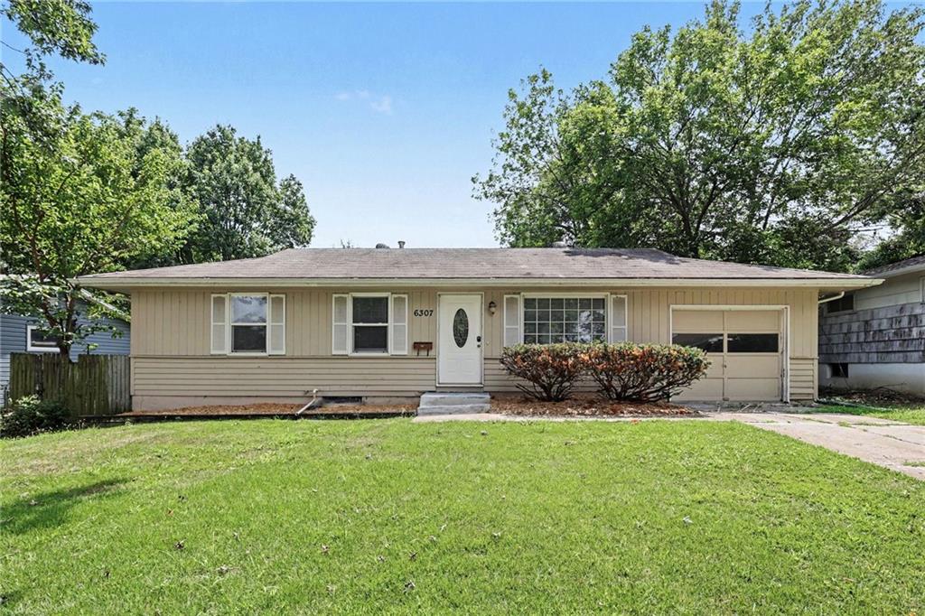 Listing Photo MLS #HMS2633505