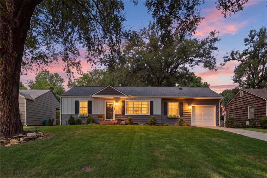 Listing Photo MLS #HMS2633545
