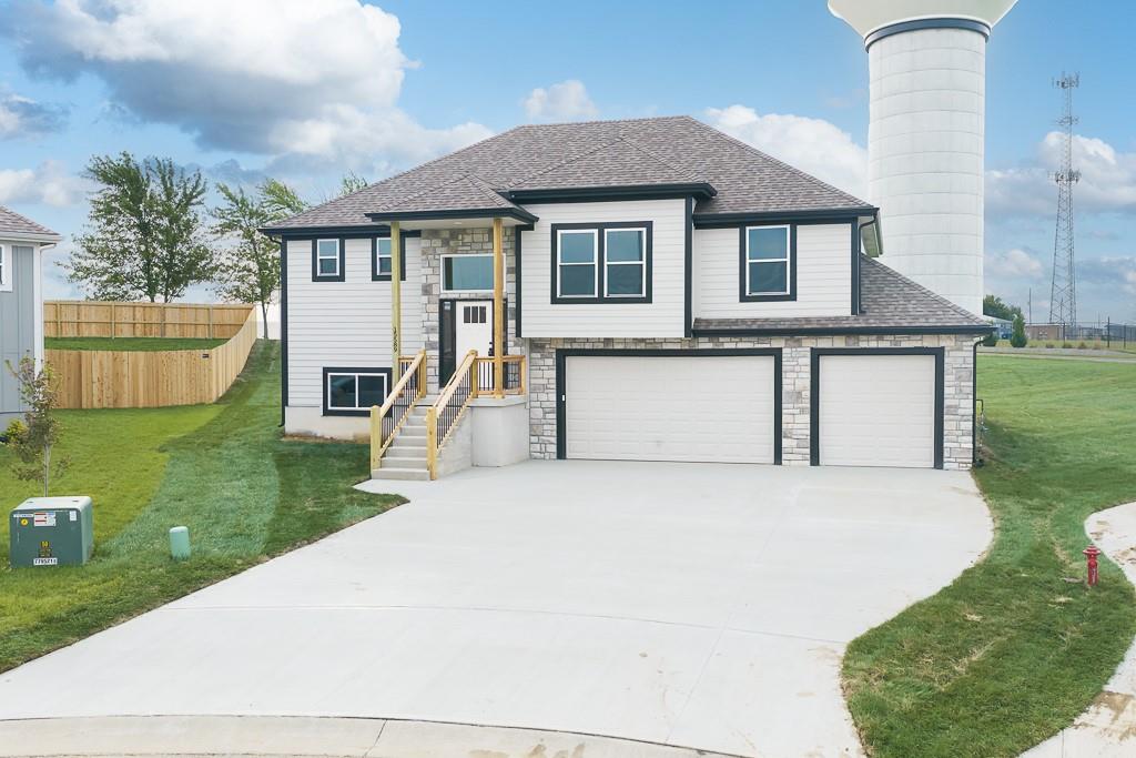 Listing Photo MLS #HMS2633903