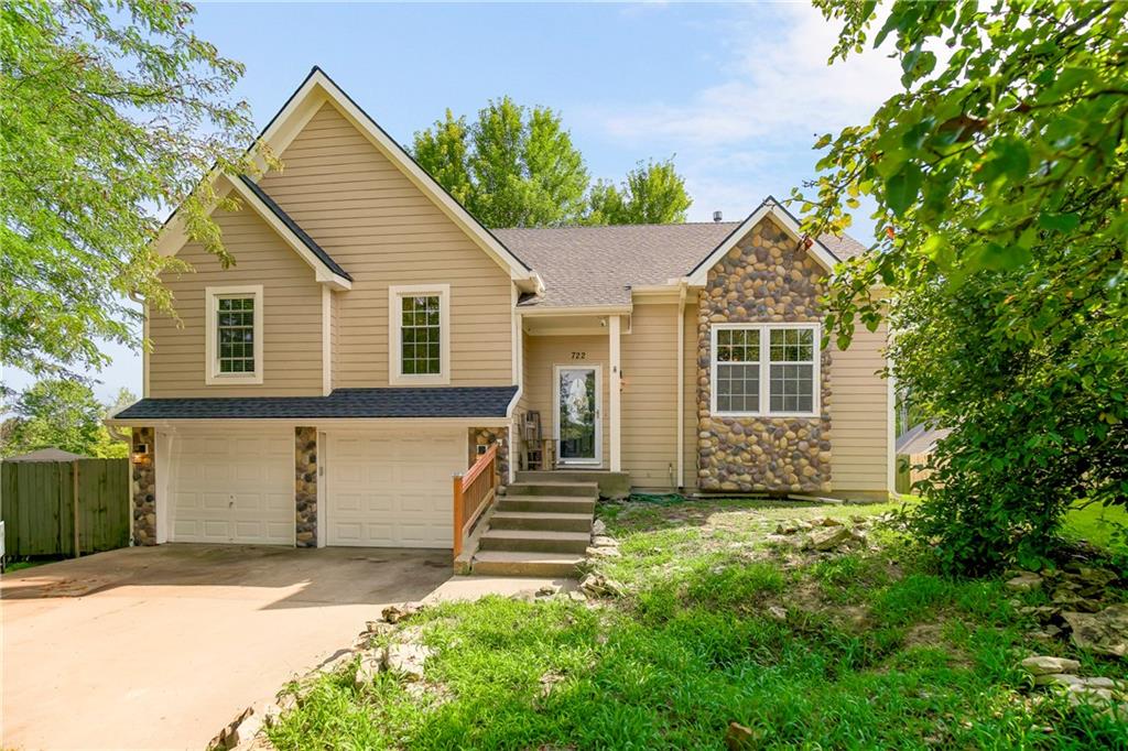 Listing Photo MLS #HMS2634064