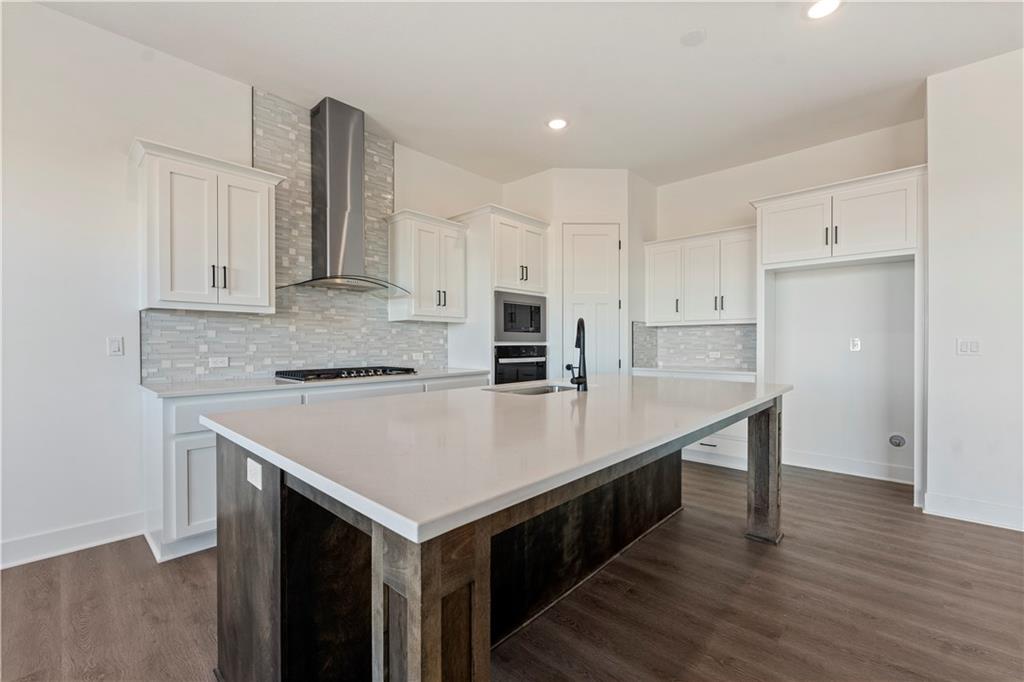 Listing Photo MLS #HMS2634195