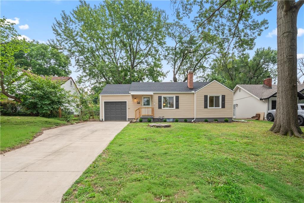 Listing Photo MLS #HMS2634426