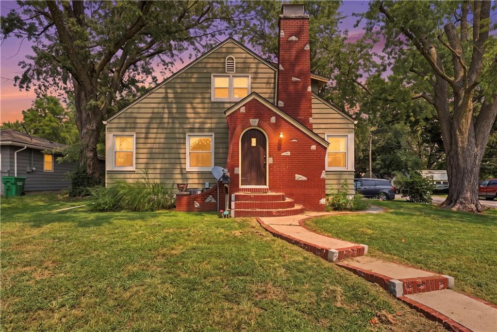 Listing Photo MLS #HMS2634706