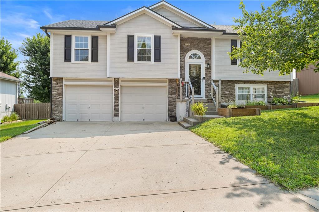Listing Photo MLS #HMS2634959