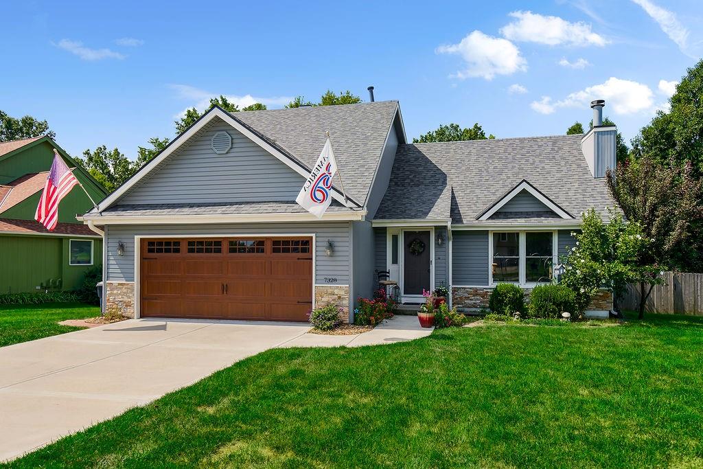 Listing Photo MLS #HMS2635136