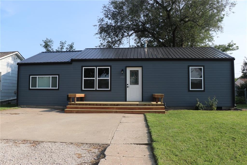 Listing Photo MLS #HMS2635322