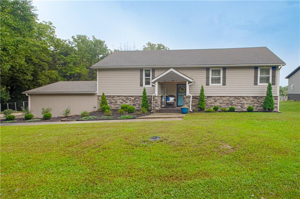 Listing Photo MLS #HMS2635468
