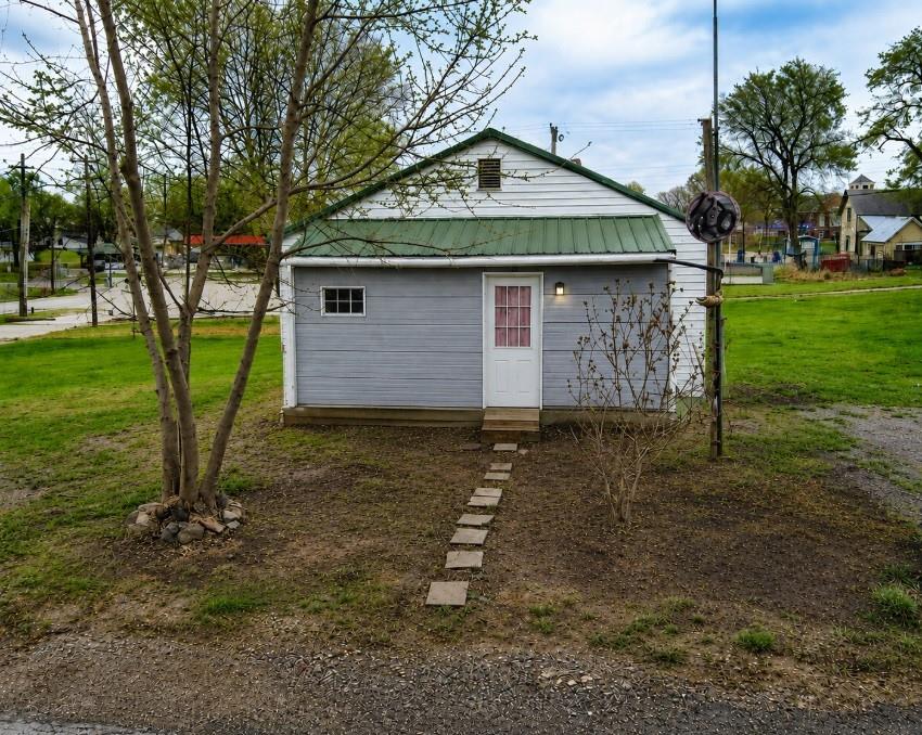 Listing Photo MLS #HMS2635835