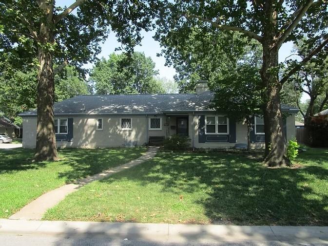 Listing Photo MLS #HMS2635975