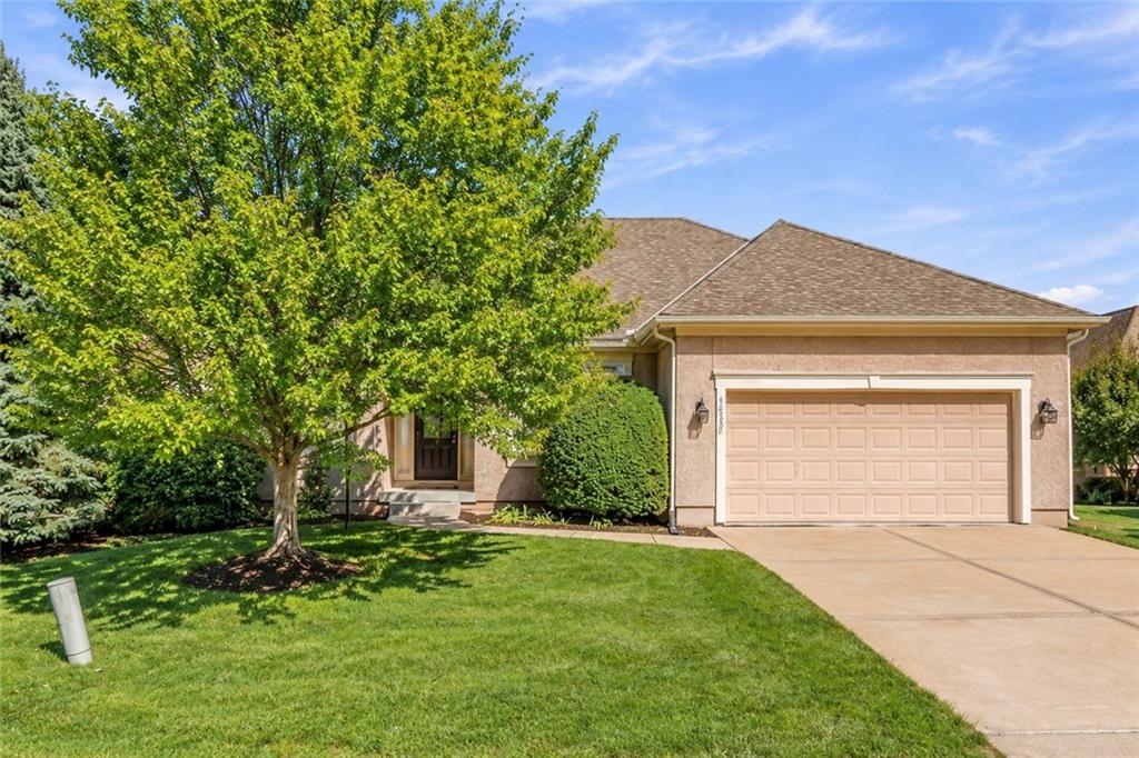Listing Photo MLS #HMS2637725