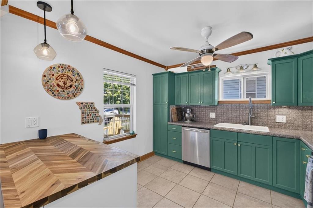 Listing Photo MLS #HMS2638181