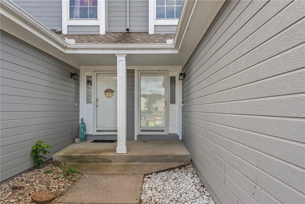 Listing Photo MLS #HMS2639016