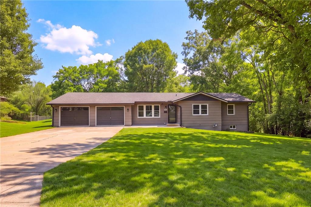 Listing Photo MLS #HMS2641355