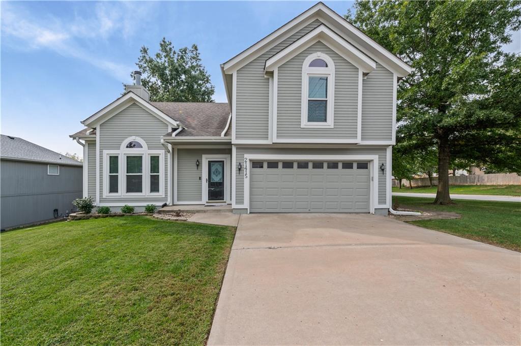 Listing Photo MLS #HMS2642463