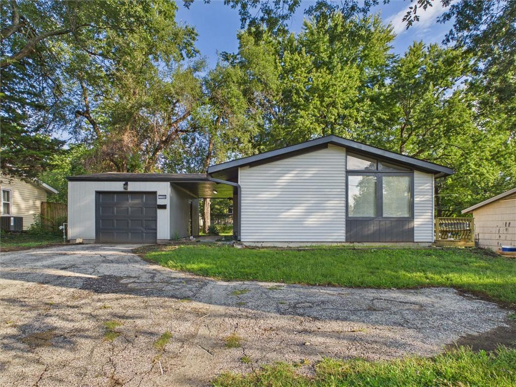 Listing Photo MLS #HMS2642577