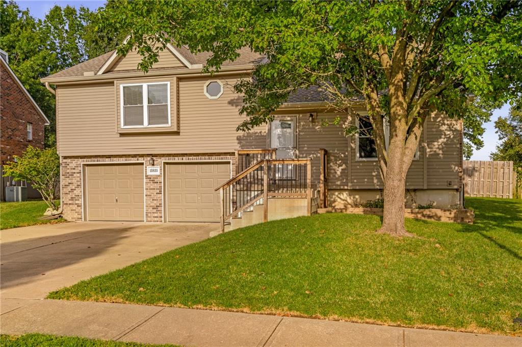 Listing Photo MLS #HMS2642626