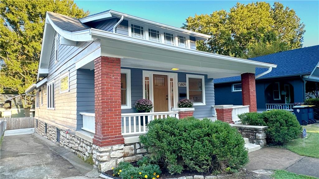 Listing Photo MLS #HMS2642686