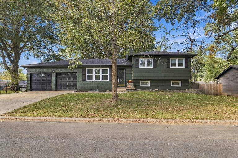 Listing Photo MLS #HMS2643336