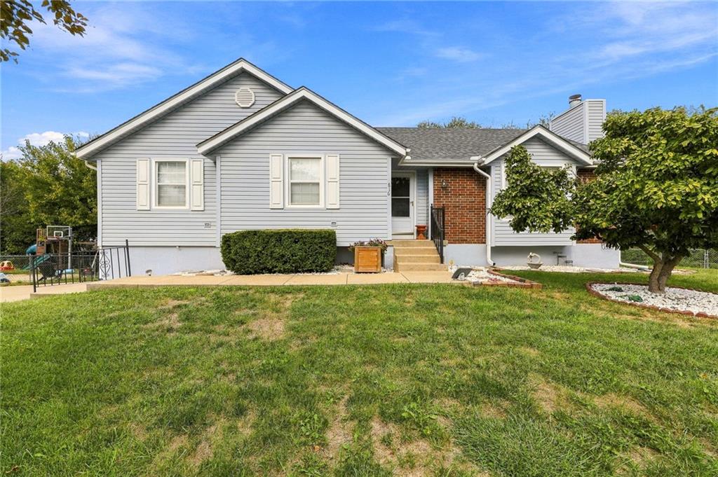Listing Photo MLS #HMS2643914