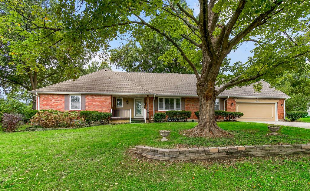 Listing Photo MLS #HMS2645056