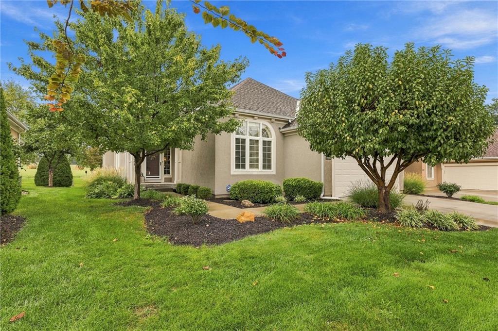 Listing Photo MLS #HMS2645129