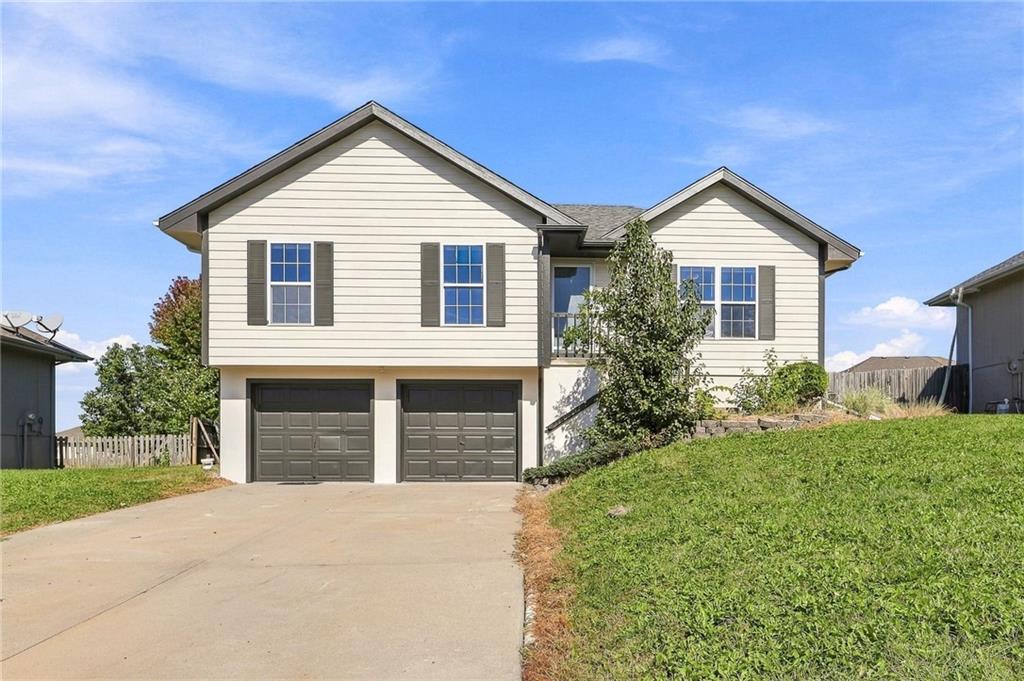 Listing Photo MLS #HMS2645453