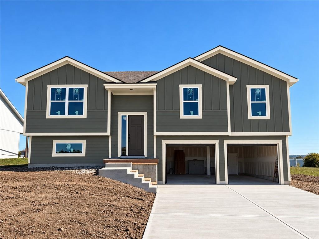 Listing Photo MLS #HMS2645551