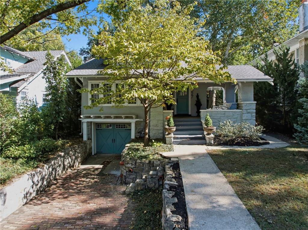 Listing Photo MLS #HMS2645680