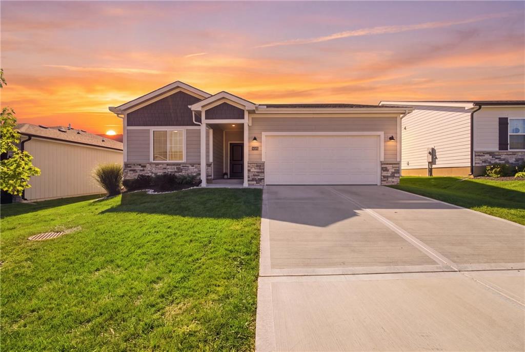 Listing Photo MLS #HMS2646111