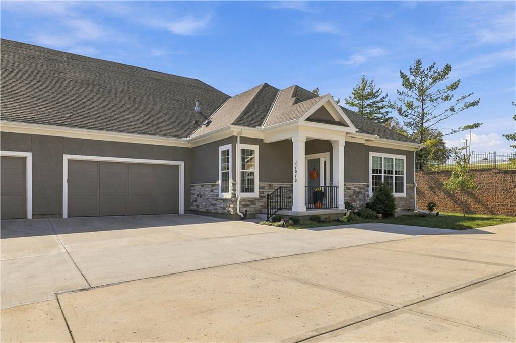 Listing Photo MLS #HMS2646301