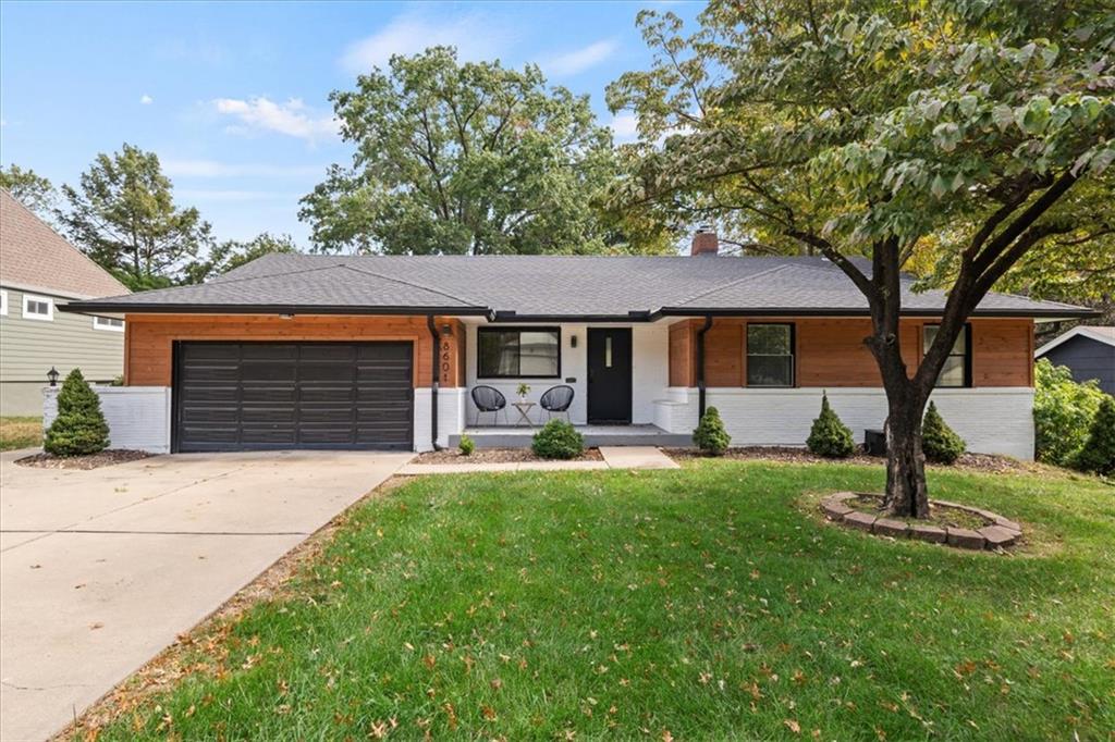 Listing Photo MLS #HMS2646860