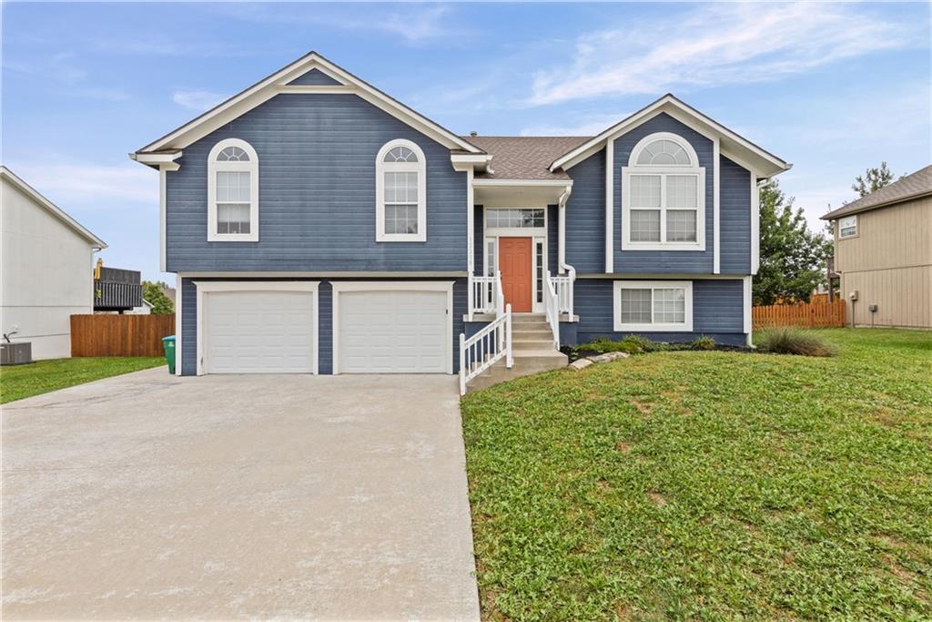 Listing Photo MLS #HMS2646942