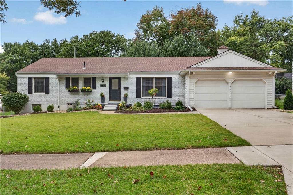 Listing Photo MLS #HMS2647161