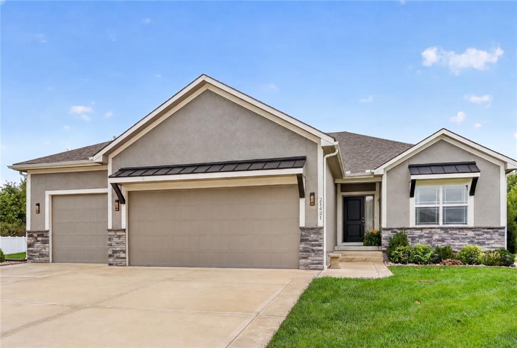 Listing Photo MLS #HMS2647170