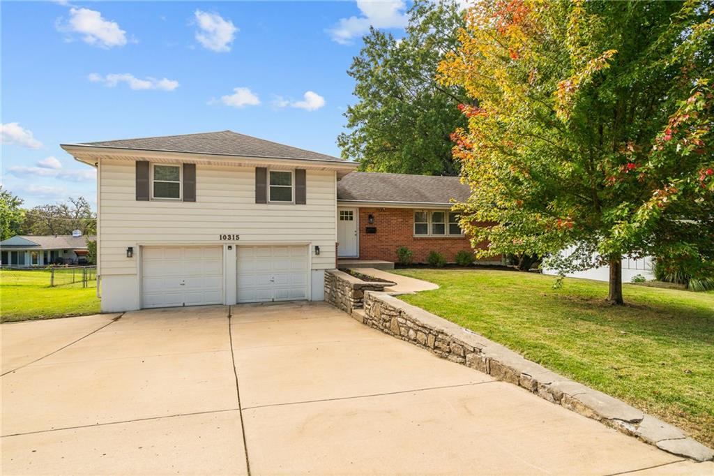 Listing Photo MLS #HMS2647172