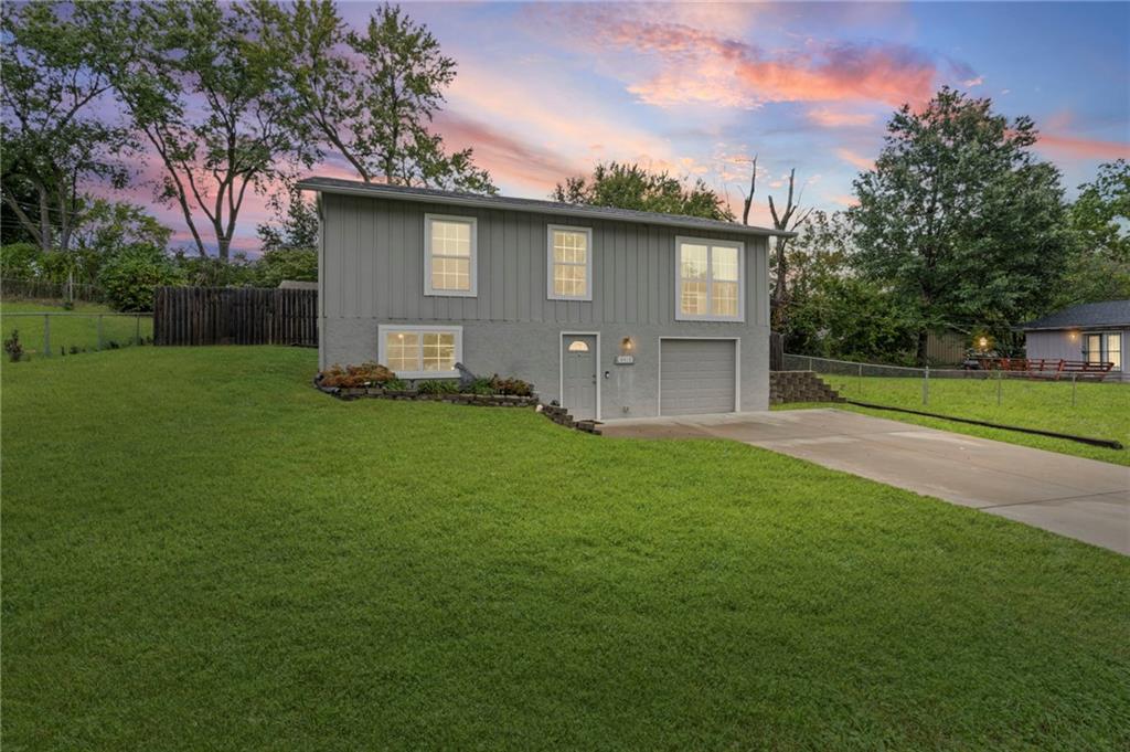 Listing Photo MLS #HMS2647339