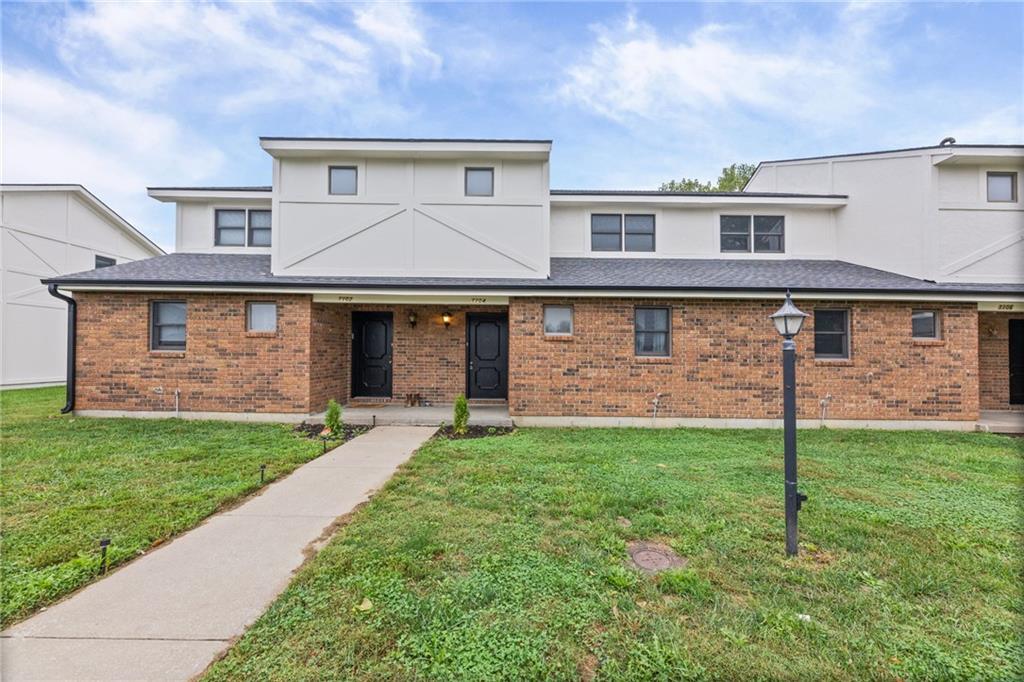 Listing Photo MLS #HMS2647348