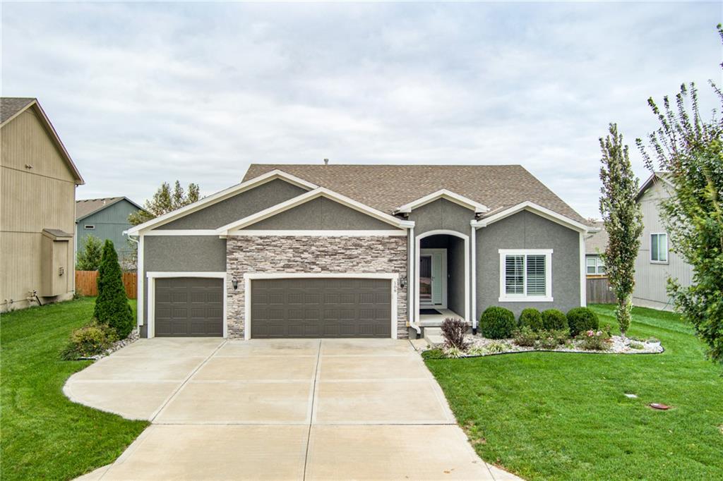 Listing Photo MLS #HMS2647447