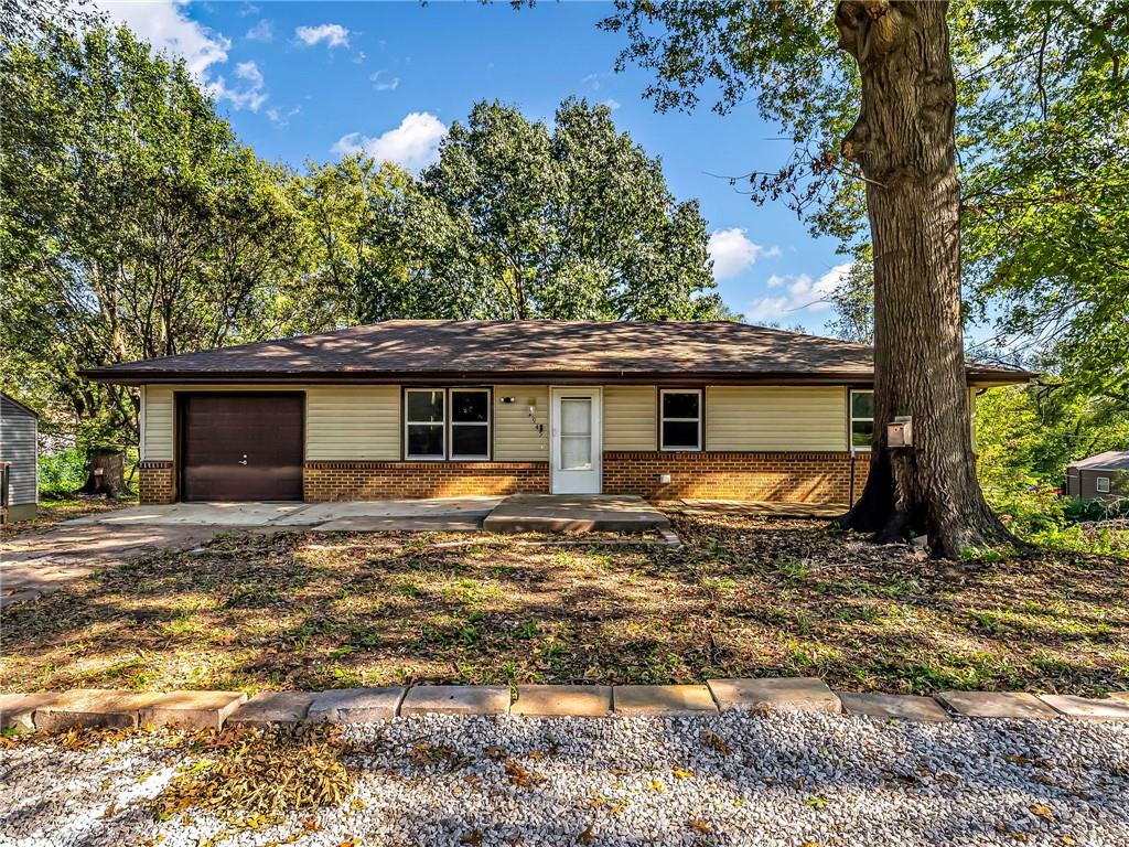 Listing Photo MLS #HMS2647472