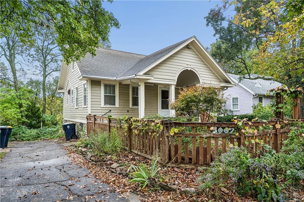 Listing Photo MLS #HMS2647537