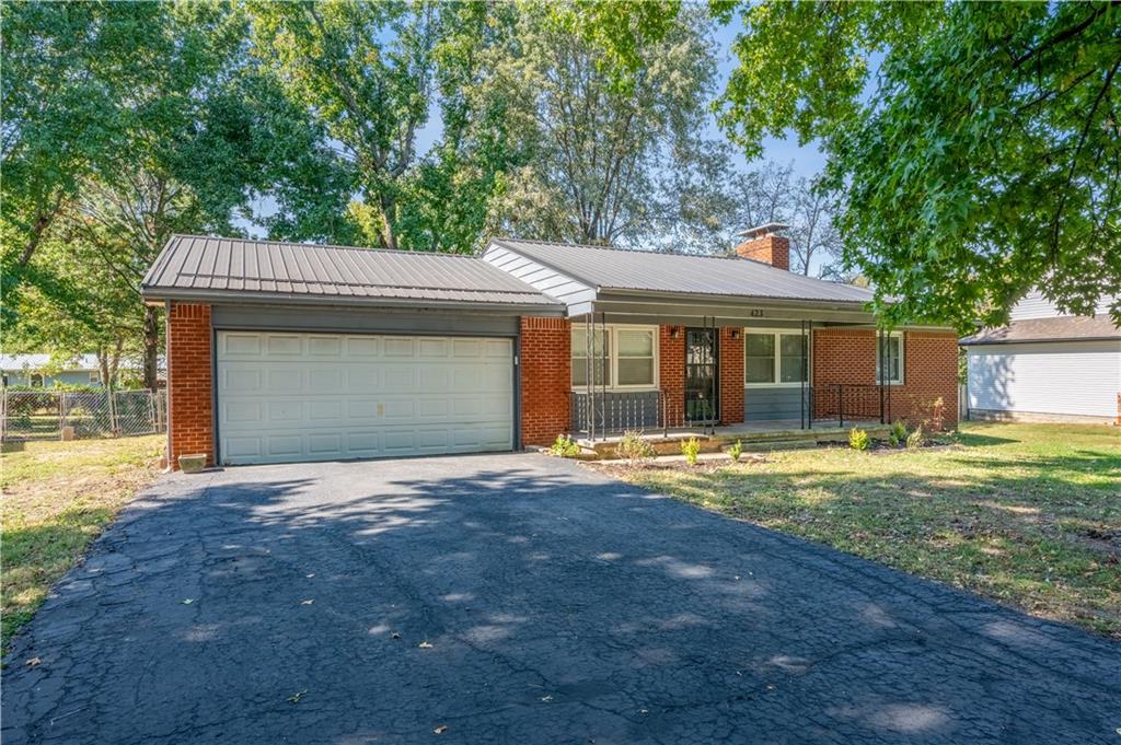 Listing Photo MLS #HMS2647650