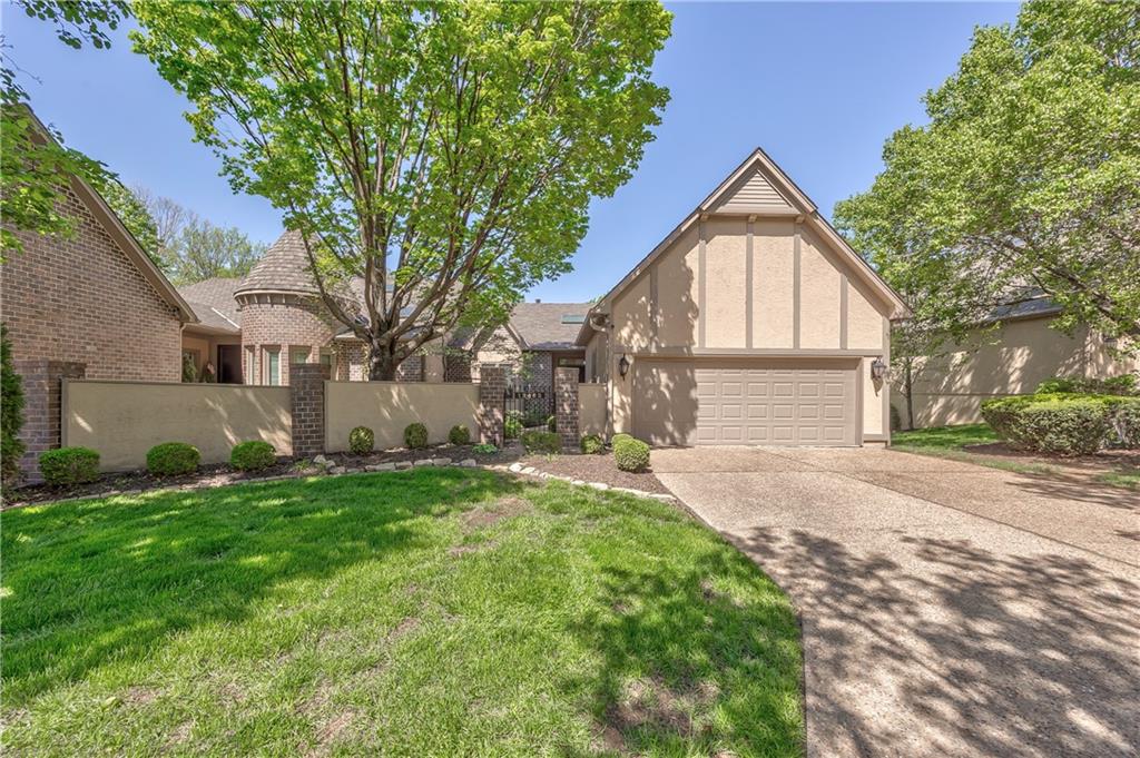 Listing Photo MLS #HMS2647919