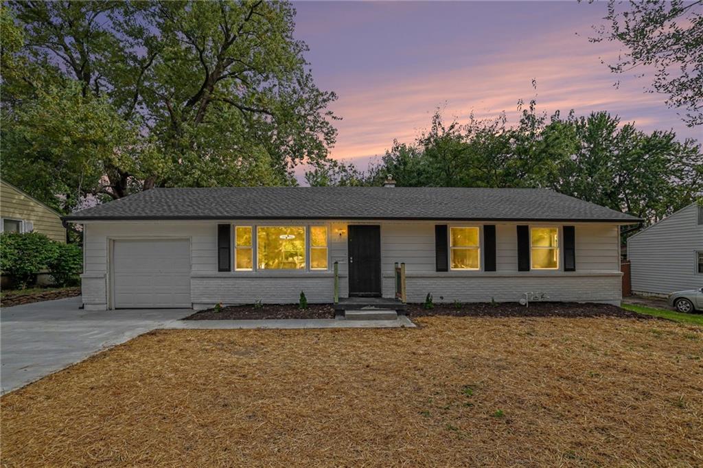Listing Photo MLS #HMS2647981
