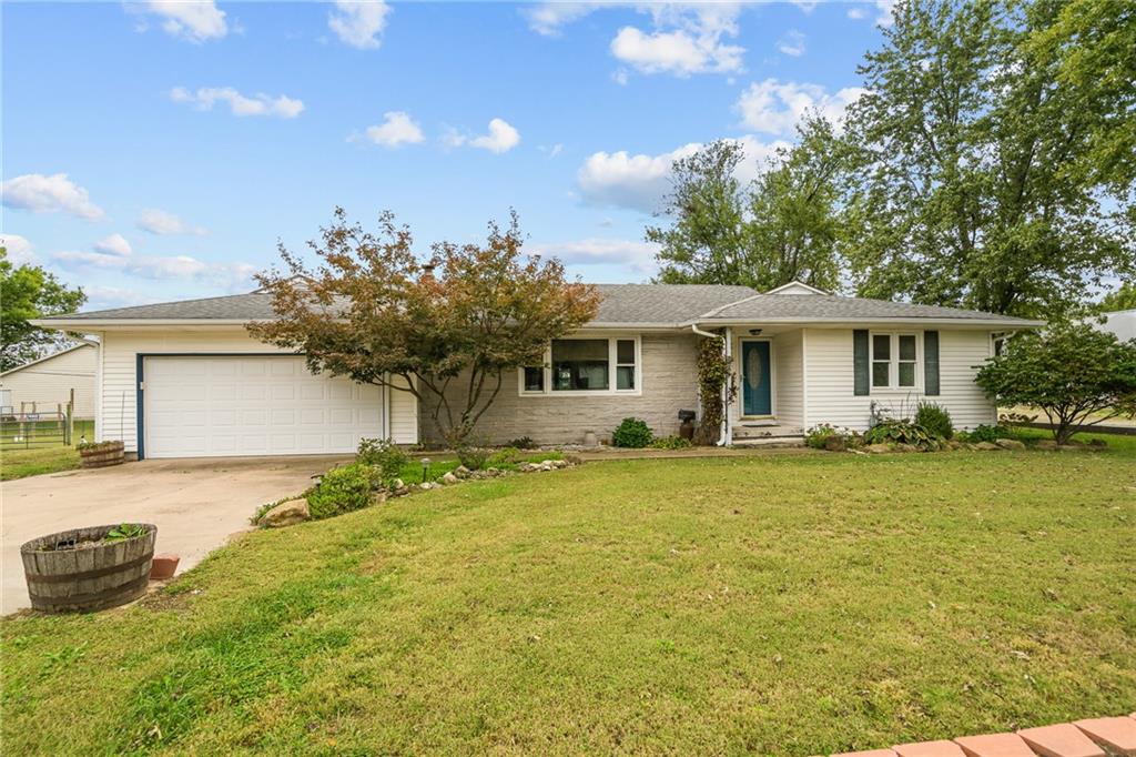 Listing Photo MLS #HMS2648560