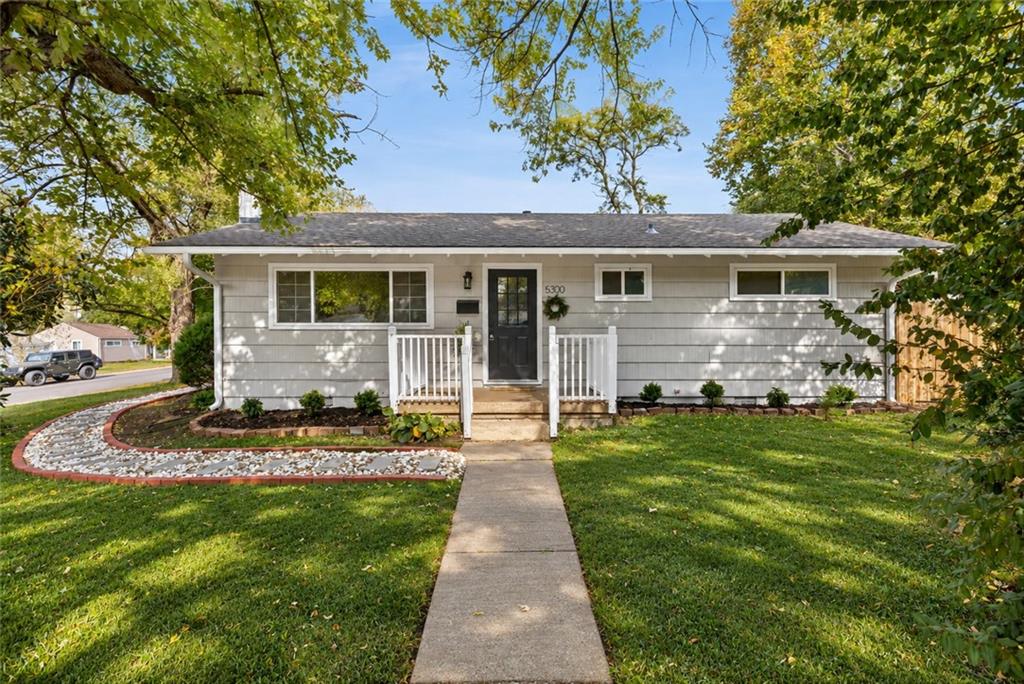 Listing Photo MLS #HMS2649606